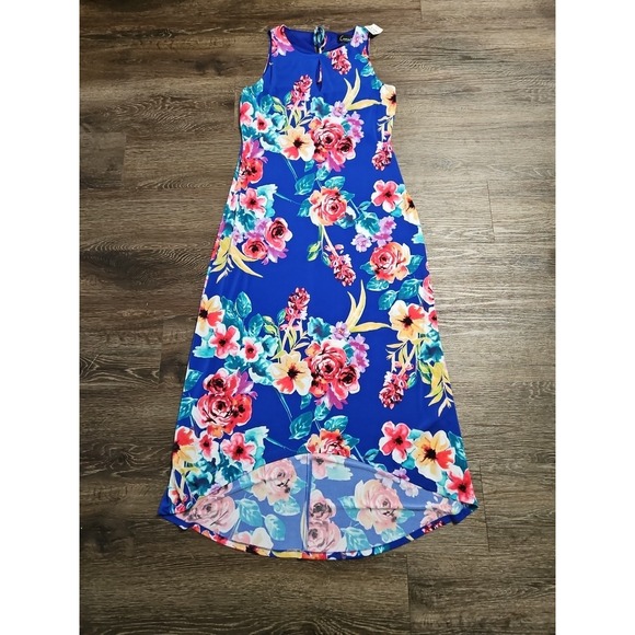 connected apparel Dresses & Skirts - Connected Apparel‎ Women's Blue Floral Sleeveless Maxi Dress